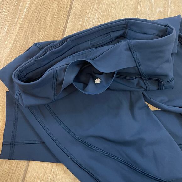 Lululemon Run Inspire Crop II Women’s Size 4 Navy High Rise 22” Leggings - Picture 9 of 11